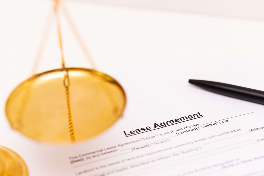 Does a Short Lease Devalue a Property? (& By How Much?)